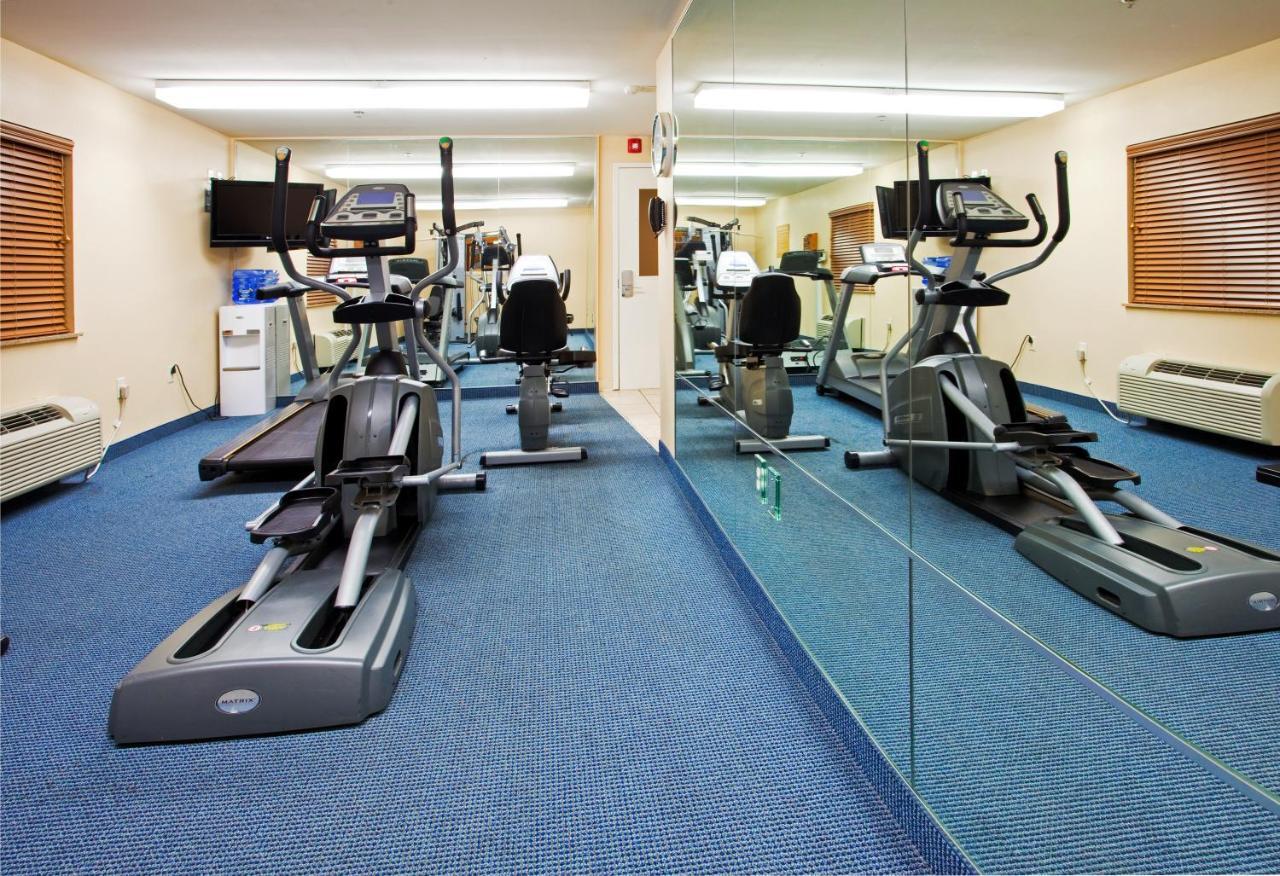 Candlewood Suites Jacksonville By Ihg Экстерьер фото